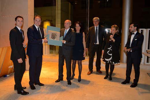 da sinistra: Alessandro, Matteo, Mauro e Chiara Lunelli, Federico Falck, Elena Zambon e Dario Voltattorni da sinistra: Alessandro, Matteo, Mauro e Chiara Lunelli, Federico Falck, Elena Zambon e Dario Voltattorni