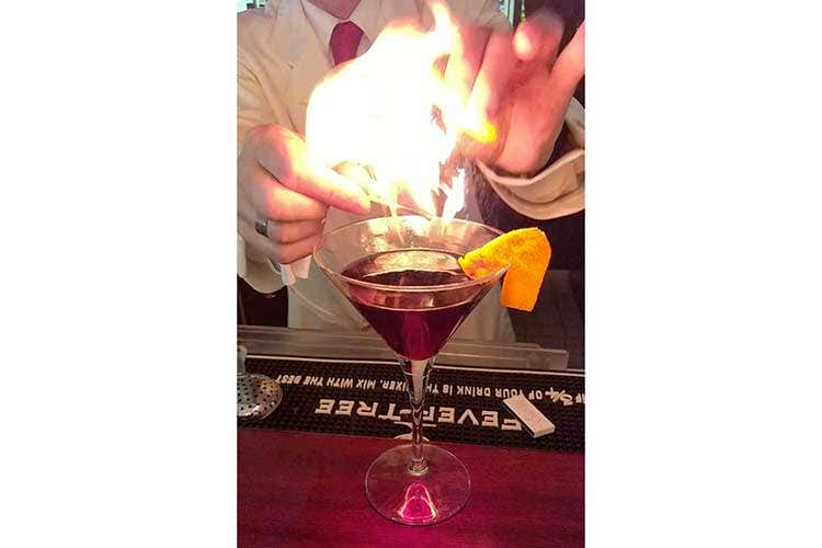 La tecnica di Ferretti, imparata durante le tante esperienze in Italia e all'estero La tecnica di Ferretti, imparata durante le tante esperienze in Italia e all'estero