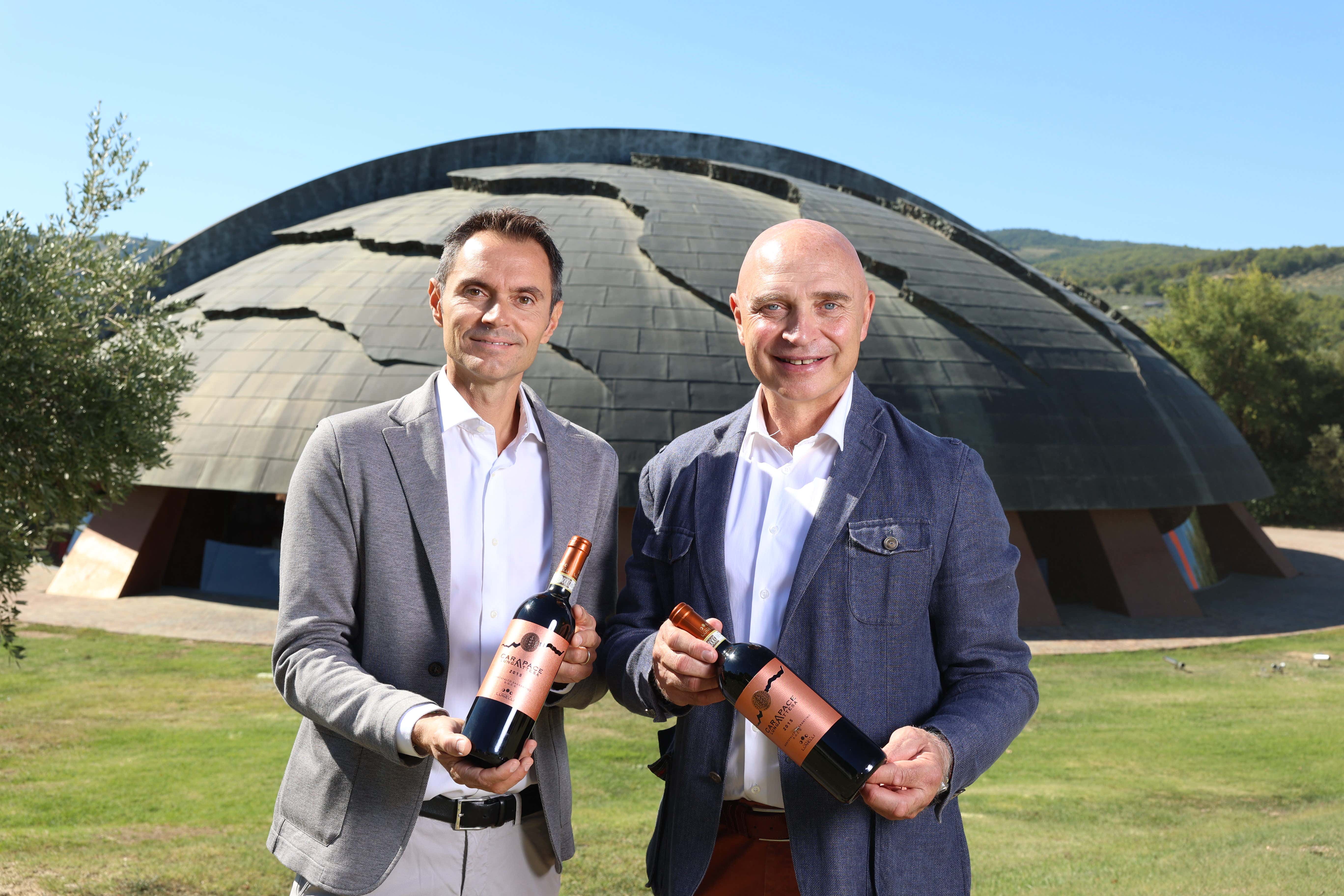 Alessandro Lunelli e Luca Dattoma&nbsp; Le Tenute Lunelli presentano il Carapace Lunga Attesa