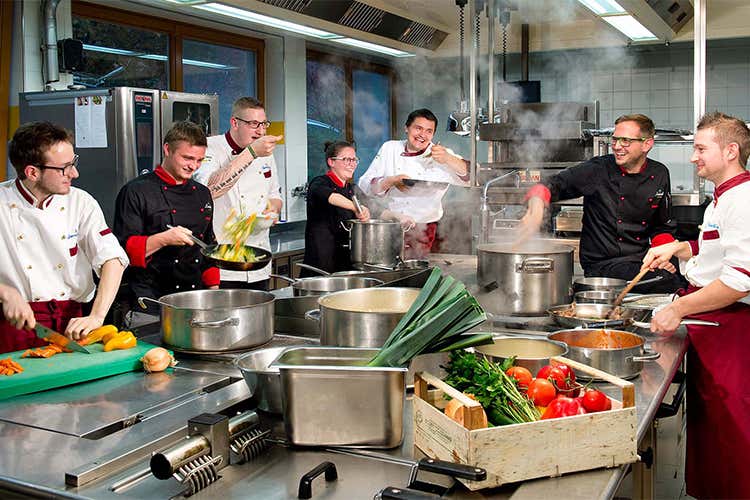 All'Alpenschlössl & Linderhof Resort Cucina gourmet per tutte le esigenze All'Alpenschlössl & Linderhof Resort Cucina gourmet per tutte le esigenze