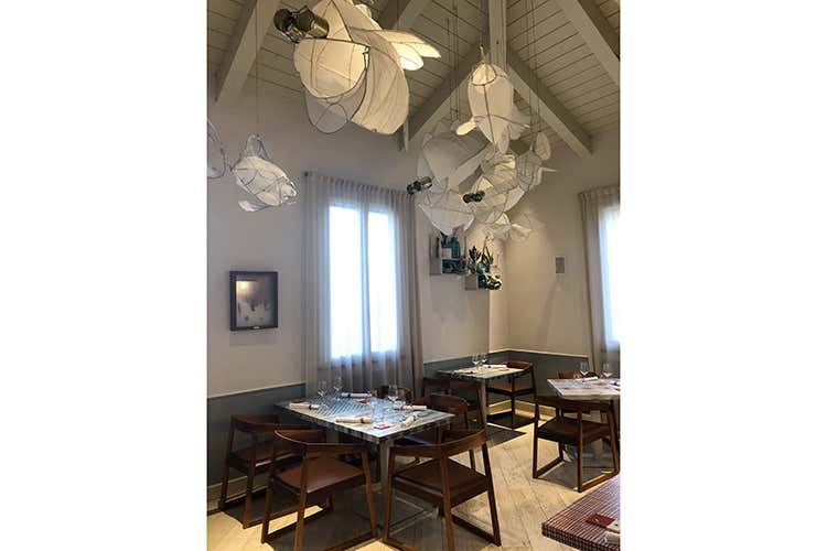 Il menu di Osteria Casa di Mare miscela tradizione e sperimentazione (All'Osteria Casa di Mare a Forl&igrave; &egrave; Luca Gardini a consigliare i vini)