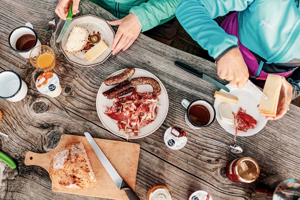 La Svizzera &egrave; una roccaforte della gastronomia basata sulla natura&nbsp; Swisstainable, turismo sostenibile Una Svizzera tutta da scoprire
