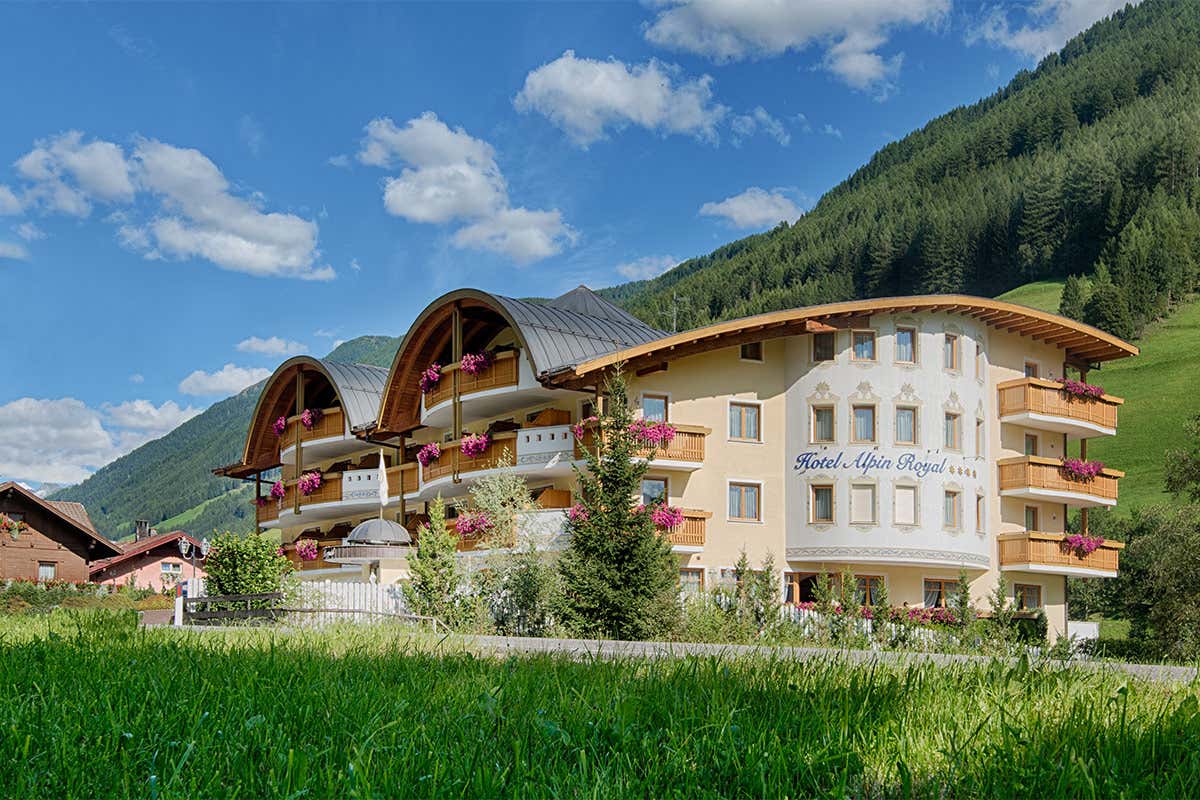 L'Alpin Royal è un 4 stelle Superior in Valle Aurina Resort Hotel Alpine Royal: rifugio del benessere in Valle Aurina