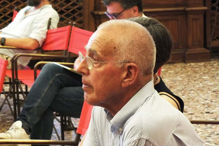 (Scuola di Gastronomia Luigi Veronelli A Venezia su il sipario con NutriMenti) (Scuola di Gastronomia Luigi Veronelli A Venezia su il sipario con NutriMenti)