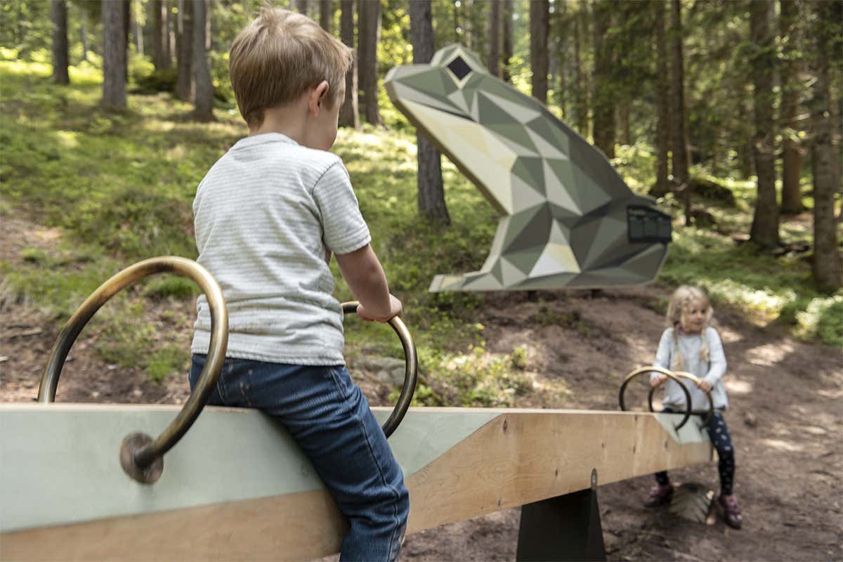 Una vacanza anti-stress per tutta la famiglia, grandi e piccini - foto: Oliver Jaist L'altopiano del Renon in primavera Natura, movimento e relax per tutti