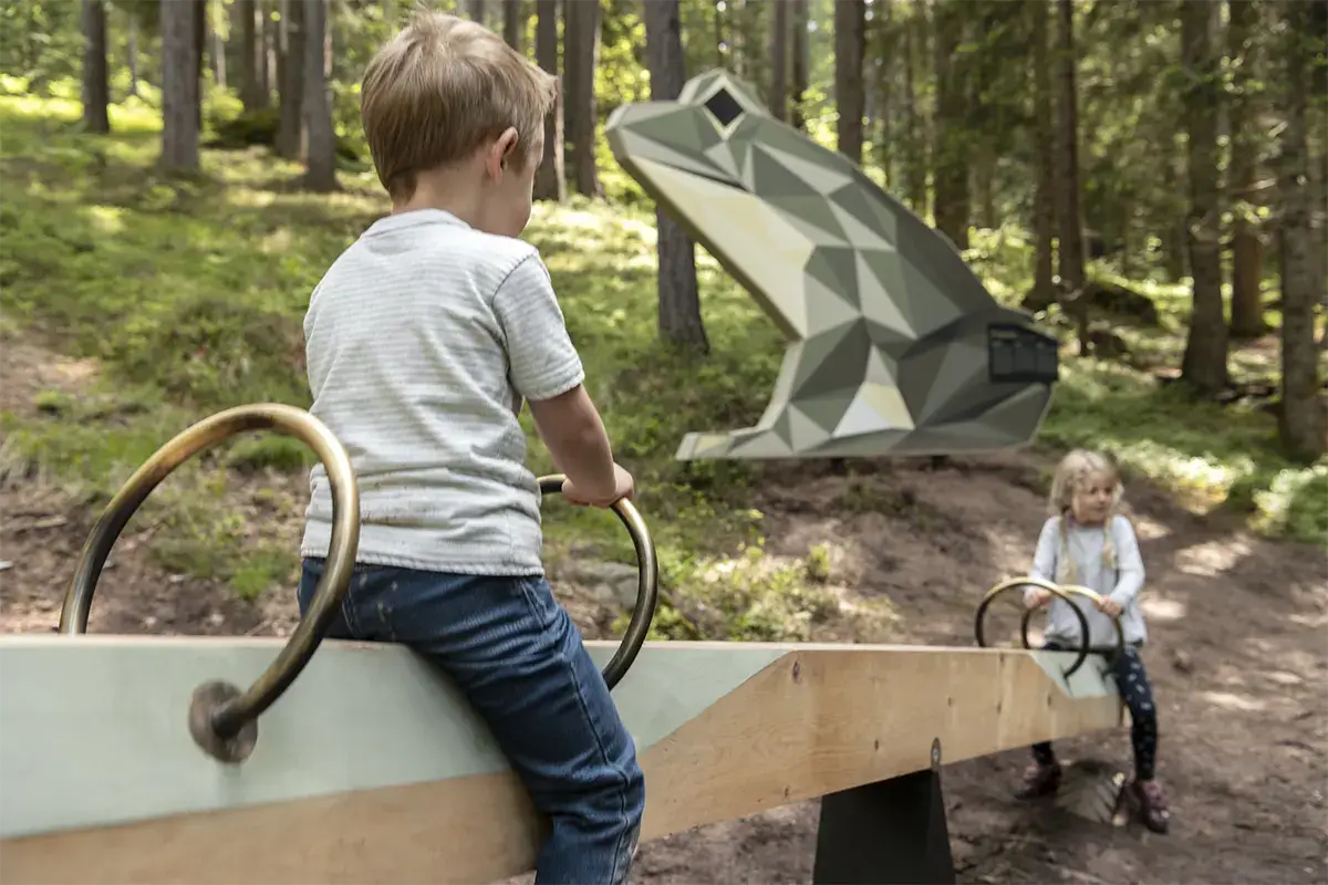 Una vacanza anti-stress per tutta la famiglia, grandi e piccini - foto: Oliver Jaist L'altopiano del Renon in primavera Natura, movimento e relax per tutti