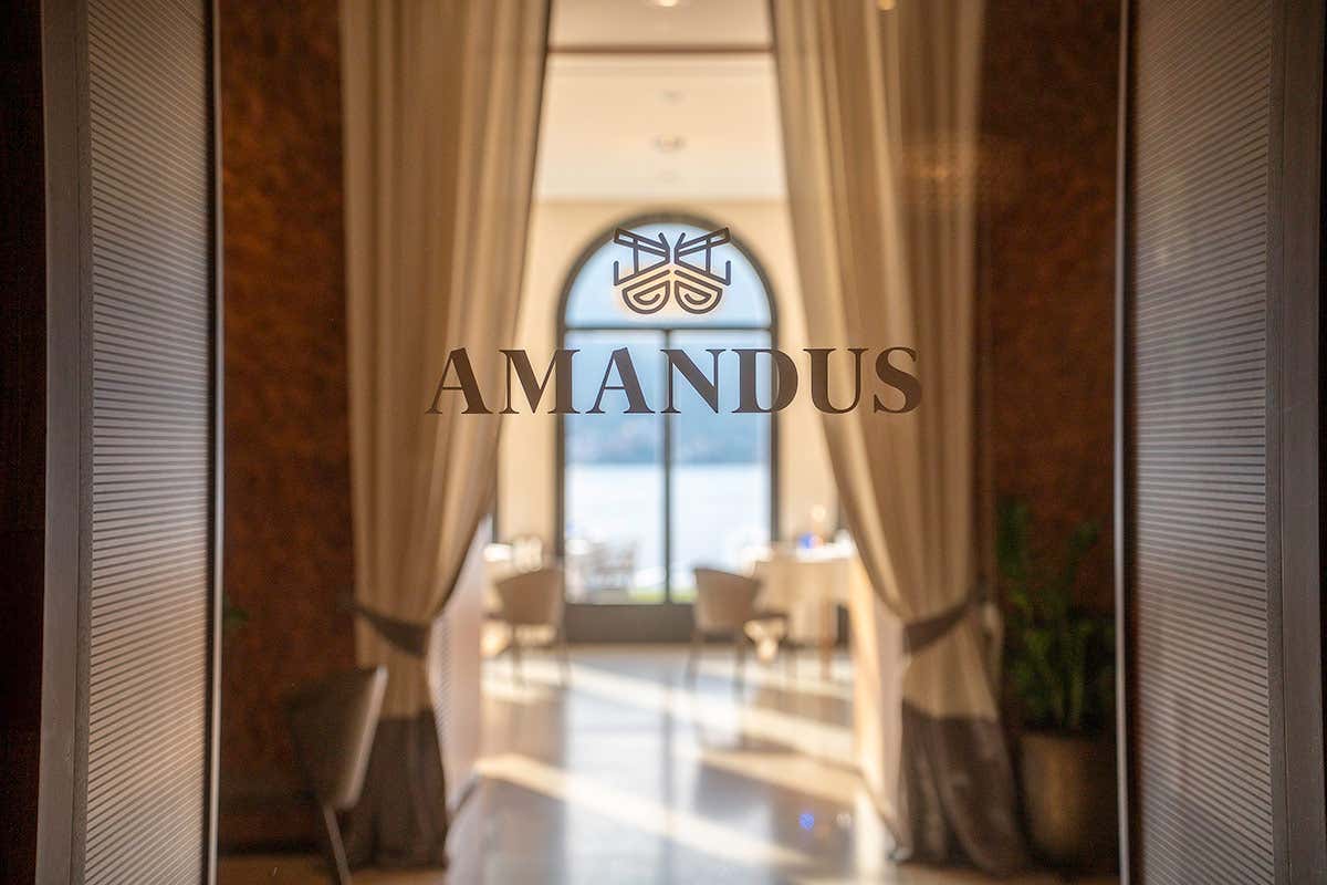 Il ristorante sul lago di Como che ha riscritto l’autunno con tre menu e un’esperienza a “mano libera” Il ristorante sul lago di Como che ha riscritto l’autunno con tre menu e un’esperienza a “mano libera”