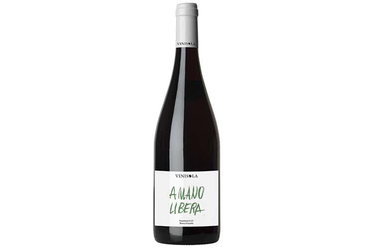 Amanolibera, l'etichetta di Vinisola che racconta la tradizione di Pantelleria Amanolibera, l'etichetta di Vinisola che racconta la tradizione di Pantelleria