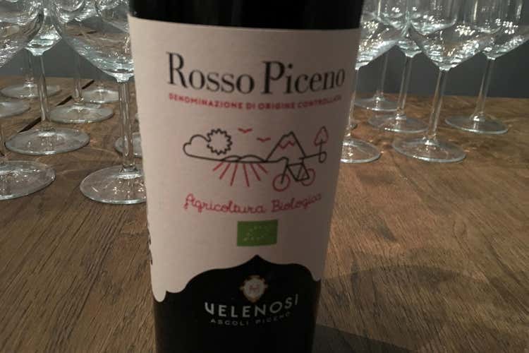 Angela Velenosi, di corsa verso il Bio «Lasciamo ai figli un ambiente pulito»