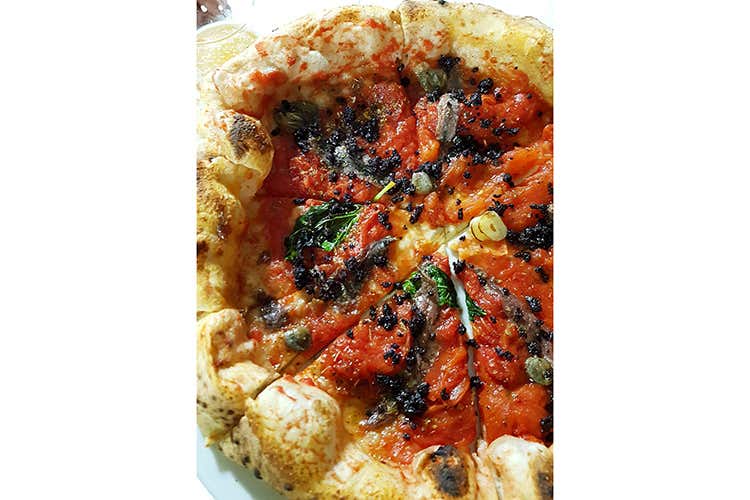 Le pizze di Angelo Pezzella a Roma Menu estivo e nuovi spazi esterni Le pizze di Angelo Pezzella a Roma Menu estivo e nuovi spazi esterni