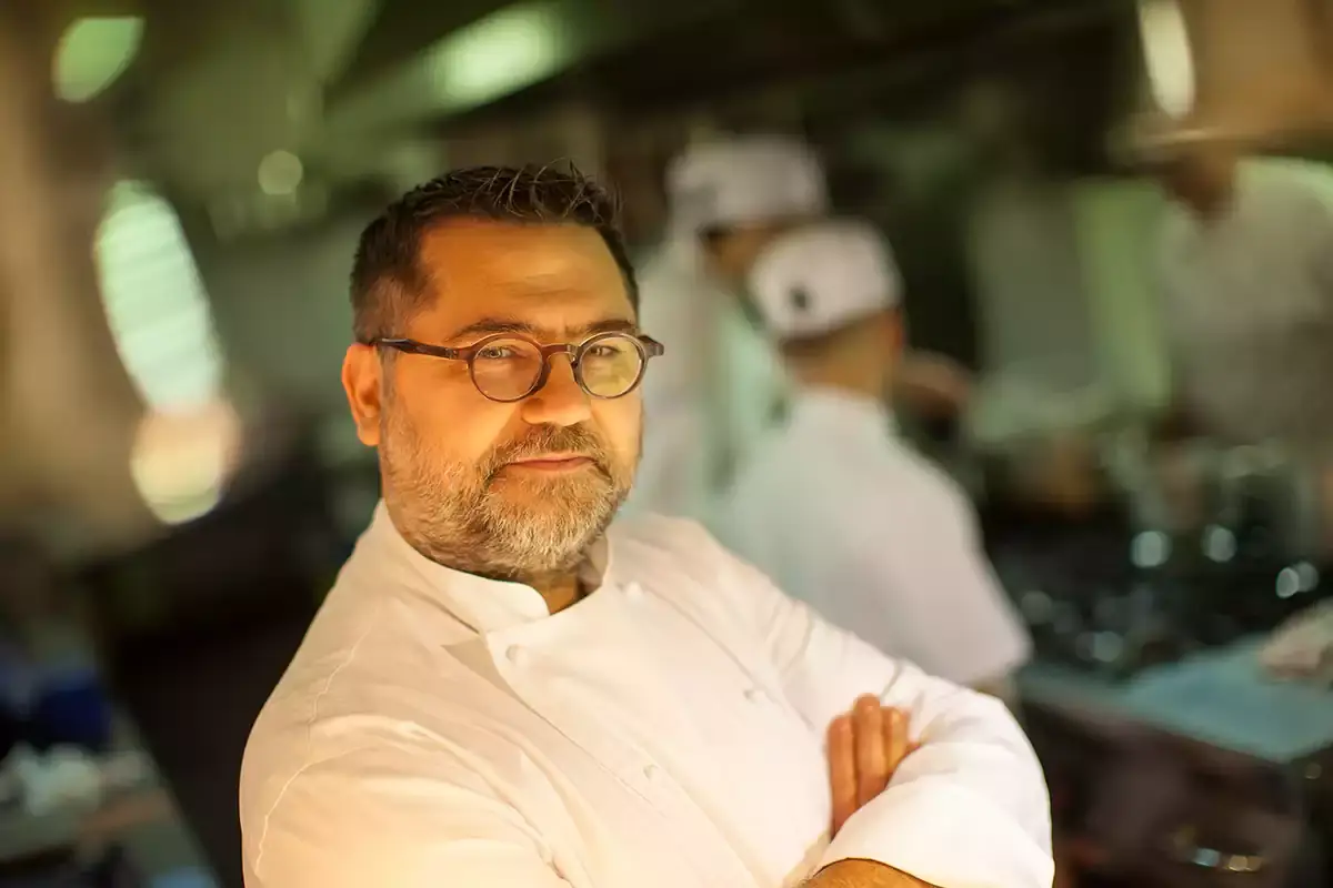 Angelo Sabatelli - Foto Valerio Napoletano In cucina alla scoperta del menu di Pasqua