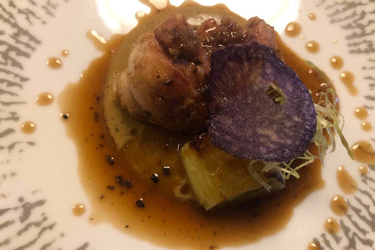 Animella di vitello croccante L'autunno del San Domenico, nel menu tutta l'espressività dello chef Max Mascia