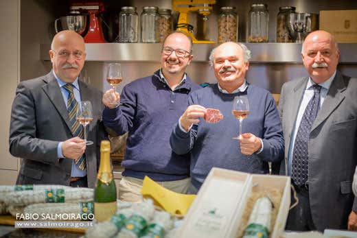 da sinistra: Annibale Bigoni, Emanuele Bottiroli, Oscar Farinetti e Angelo Bozzola da sinistra: Annibale Bigoni, Emanuele Bottiroli, Oscar Farinetti e Angelo Bozzola