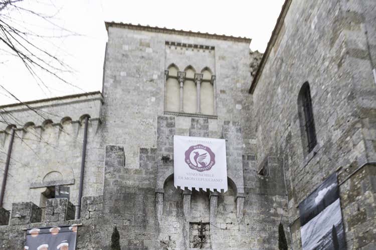 Già in 4mila all'Anteprima Vino Nobile Vicina la presentazione dell’annata 2016 Già in 4mila all'Anteprima Vino Nobile Vicina la presentazione dell’annata 2016