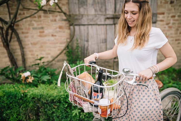 All&rsquo;Antica Corte Pallavicina c&rsquo;&egrave; il PIG-nic Dove fare un picnic chic? Cinque ''prati'' imperdibili