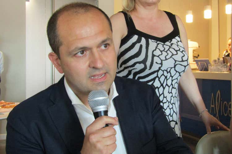 Antonio Cera - Antonio Cera presenta Grani Futuri A Foggia tre giorni coi futuristi del pane