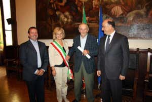 la premiazione di Antonio Longanesi