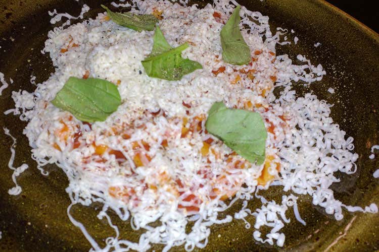 (Antonio Pisaniello all&rsquo;Osteria Nunziatina Cucina campana ricca, prezzi accessibili)