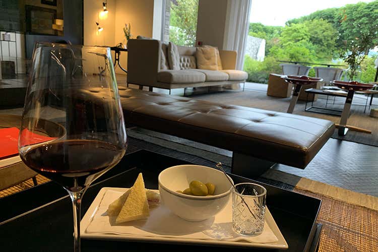 Aperitivo in ambiente di design Casa Fantini, accoglienza su misura Cinque stelle di design e libert&agrave;