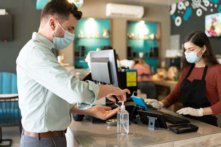 Con regole rispettate da tutti si può riaprire anche la sera - Aprire i ristoranti alla sera si può se anche i clienti seguono le regole