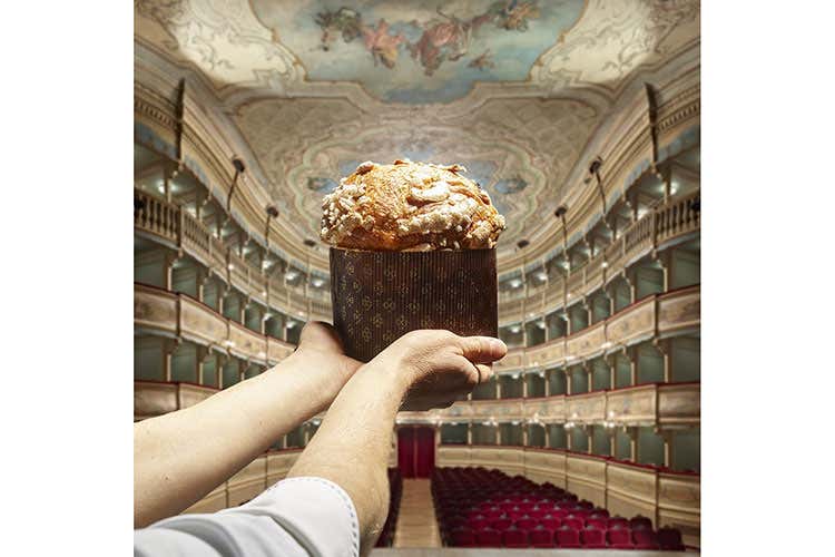 Il panettone di Baldessari al Teatro di Rovereto - Il Panettone semplice di Baldessari Inno al piacere della quotidianità