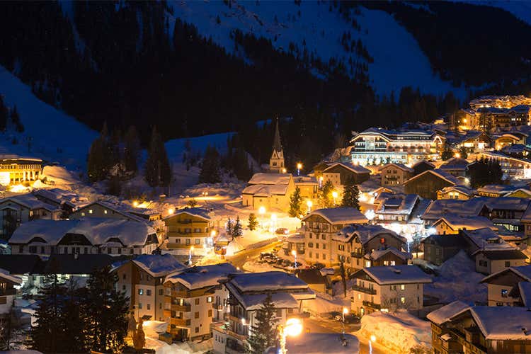 Arabba, porta d'ingresso per le Dolomiti 63 chilometri di piste e 29 nuovi impianti