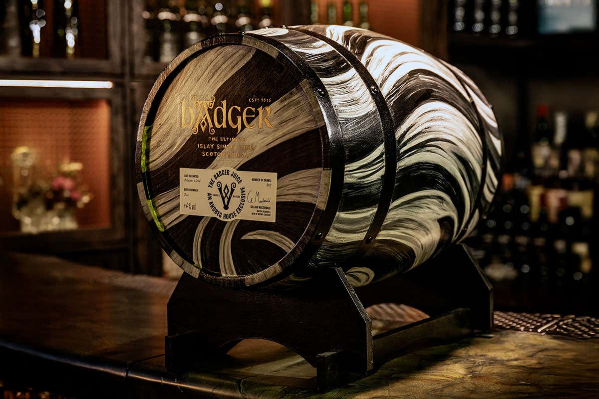 L'hotel che profuma di torba con camere a tema whisky a Islay