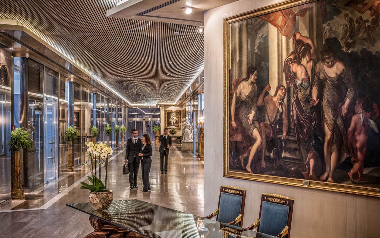 L'hotel è una vera living art gallery Rome Cavalieri Waldorf Astoria: l'arte dell'accoglienza, in tutti i sensi