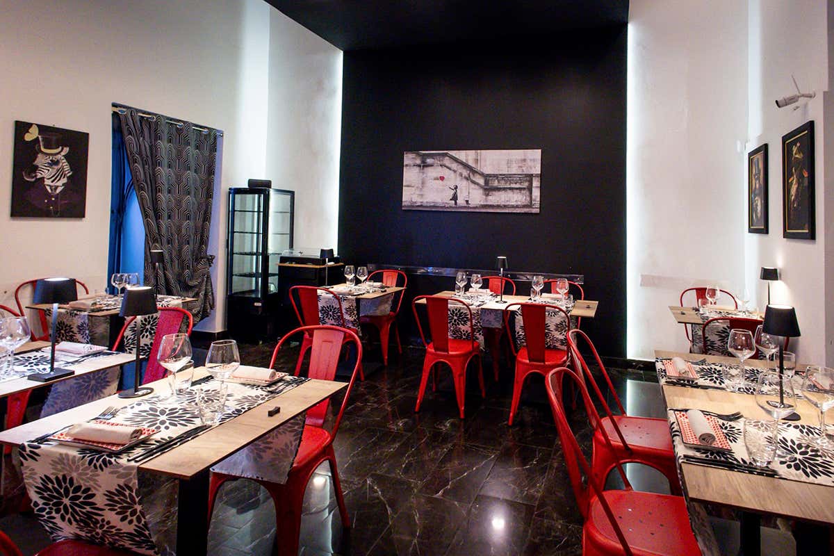 Il ristorante dove mangiare buon pesce e farsi “Quattro Calici” a Messina Il ristorante dove mangiare buon pesce e farsi “Quattro Calici” a Messina