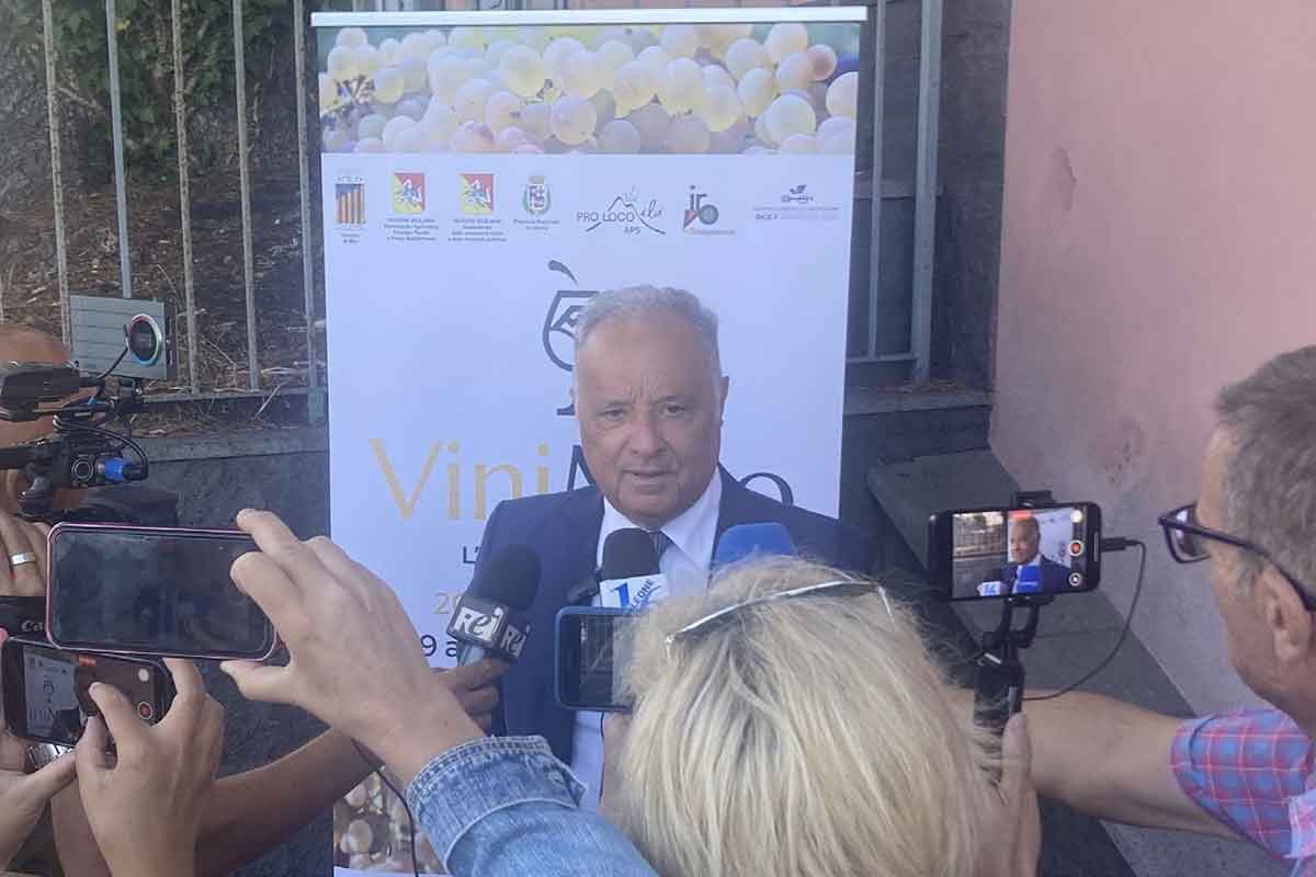 Il turismo del vino che non sacrifica il territorio: il modello Etna Il turismo del vino che non sacrifica il territorio: il modello Etna