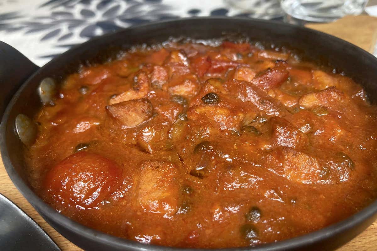 Il ristorante dove mangiare buon pesce e farsi “Quattro Calici” a Messina Il ristorante dove mangiare buon pesce e farsi “Quattro Calici” a Messina