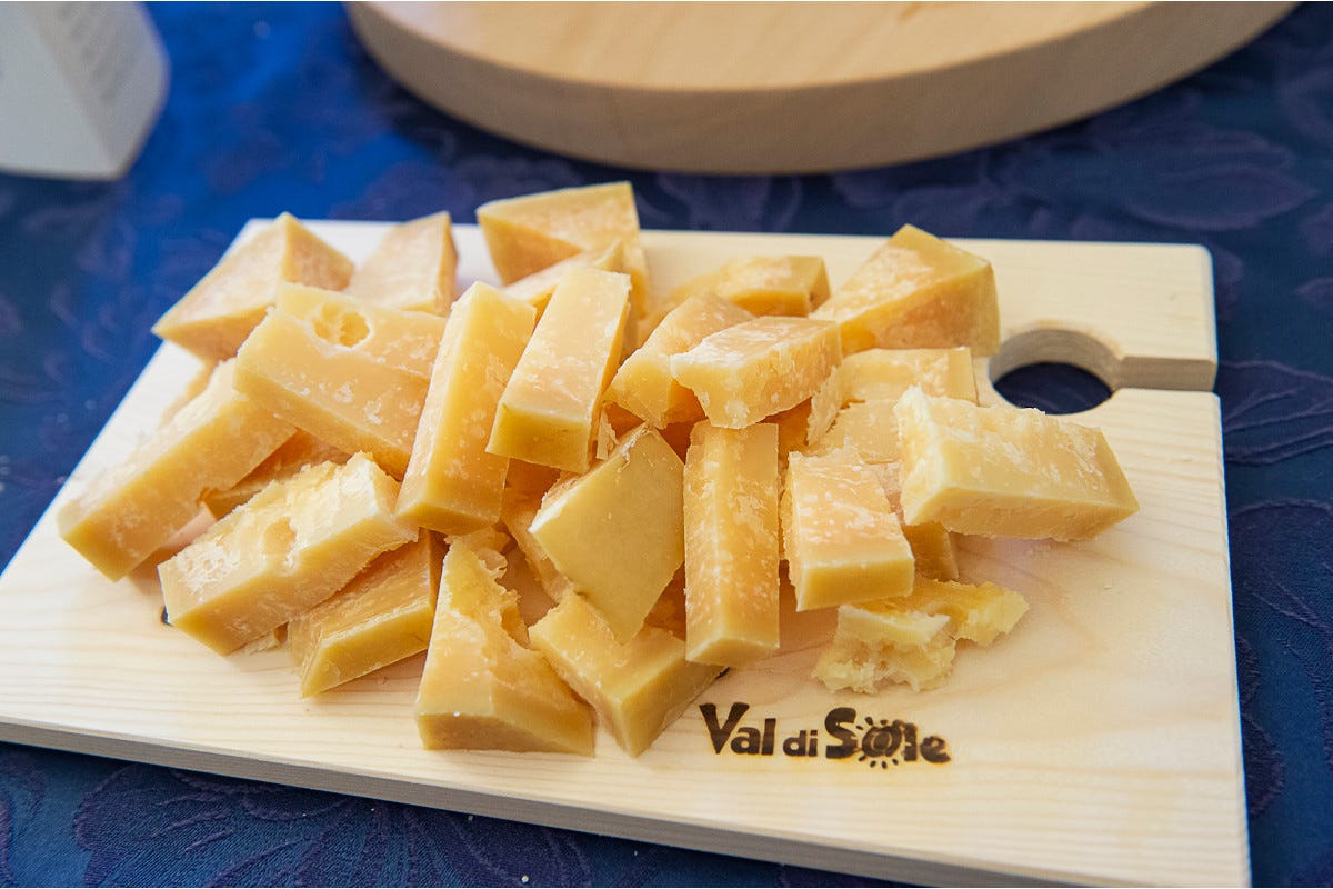 Asta dei Formaggi di Malga. Foto: Nitida Immagine Appassionato di formaggi? Tutto pronto per il Cheese FestiVal di Sole