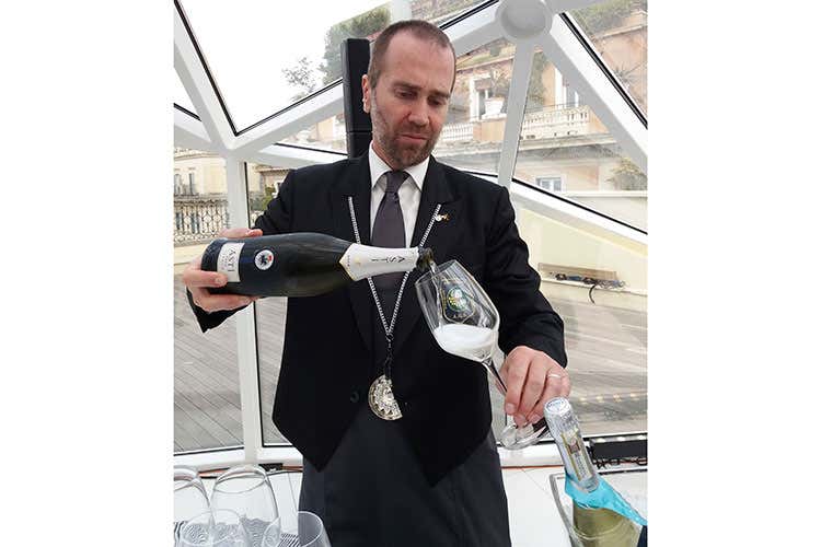 (L'Asti Secco in anteprima a Roma)