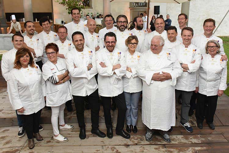 (Astino nel Gusto 100 tappe gourmet e ospiti d'eccezione) (Astino nel Gusto 100 tappe gourmet e ospiti d'eccezione)