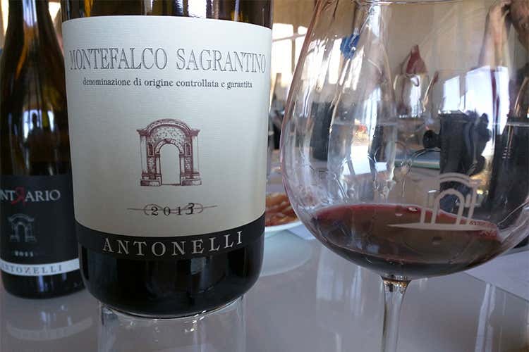 Attivit&agrave; del Consorzio e lavoro in vigna  valorizzano il Montefalco e il territorio