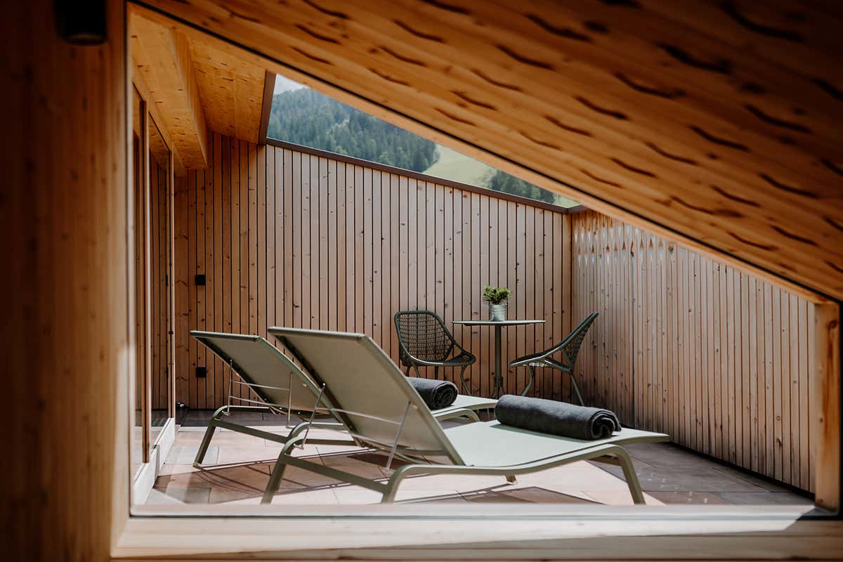 Due strutture dove passare l'inverno a San Candido tra design e benessere alpino