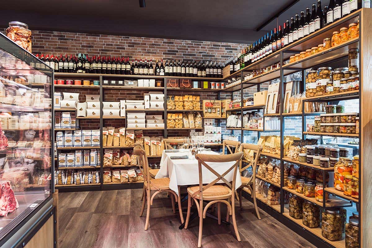 Un particolare della sala di Aventina a Roma Capodanno 2023: 13 proposte per un cenone da favola a Roma e dintorni