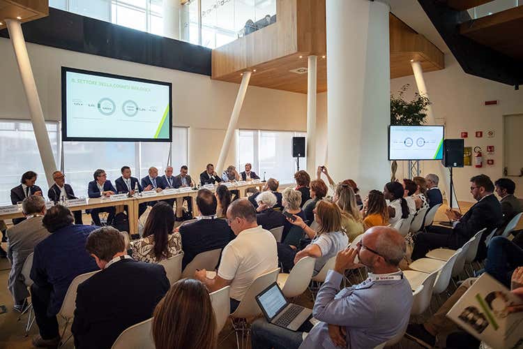 Foto: Ennevi - B/Open a novembre Buyer dal mondo e convegni