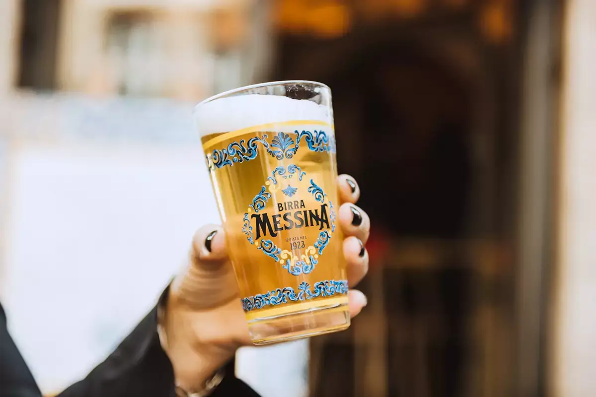 Uno dei bicchieri in edizione limitata per Birra Messina La Sicilia? Uno stile di vita
