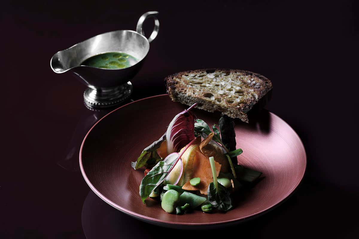 Il ristorante Bu:r di Eugenio Boer riapre nel segno dell’evoluzione Il ristorante Bu:r di Eugenio Boer riapre nel segno dell’evoluzione