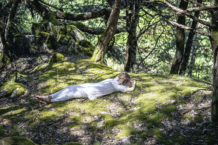 L&rsquo;esperienza si svolge sul Monte Tramontana - I bagni nella foresta al Preidlhof La nuova frontiera del benessere