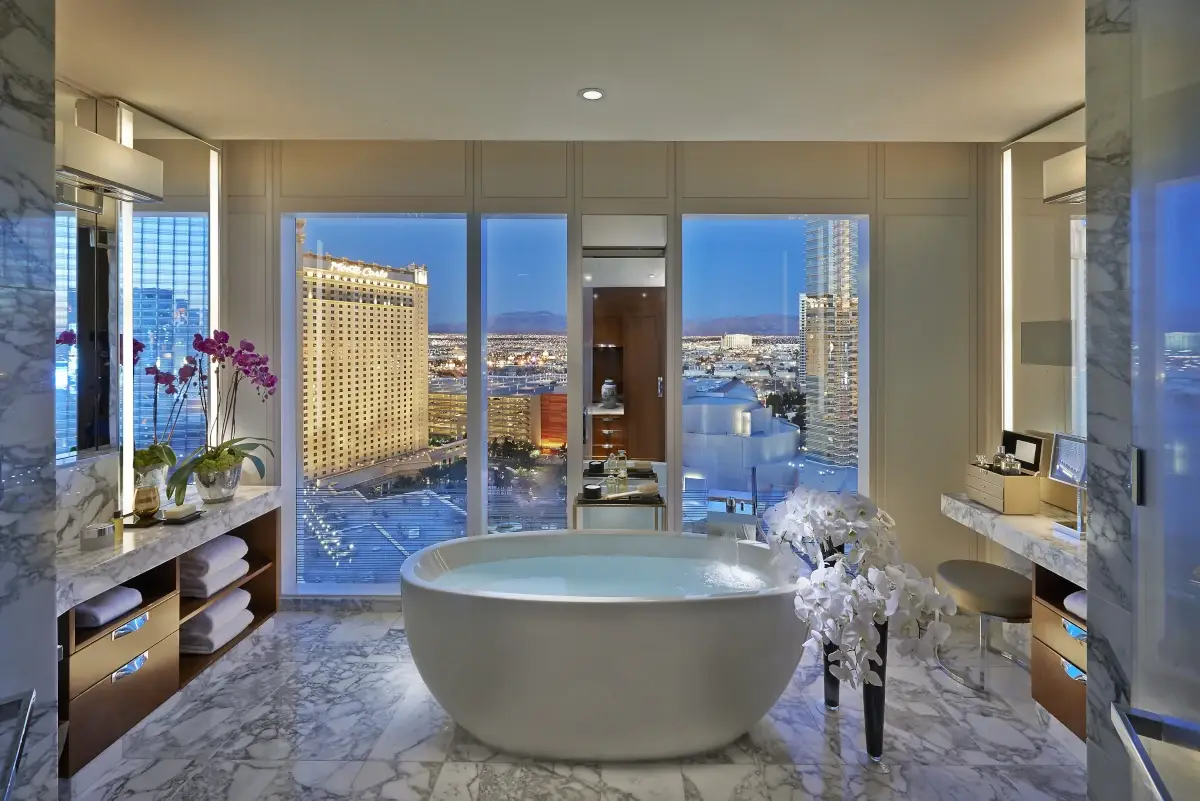 Extralusso americano Bagni d'hotel, un po' di pi&ugrave; che una passione. Per molti &egrave; il salotto dell'anima