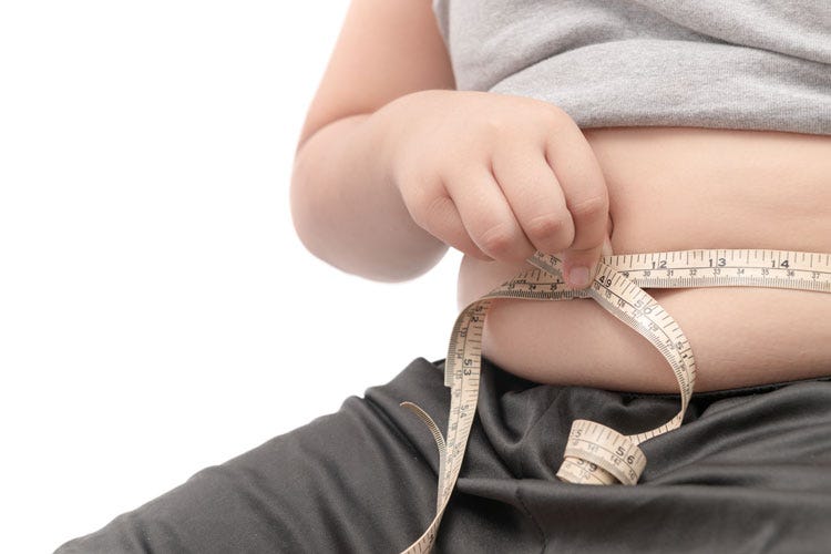 (Bambini italiani i più obesi d’Europa Colpa di pasti eccessivi e di poco sport)