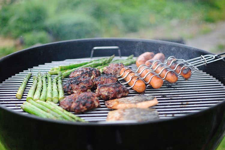 (Barbecue estivi con Glovo Grigliata senz’ansia grazie al delivery)