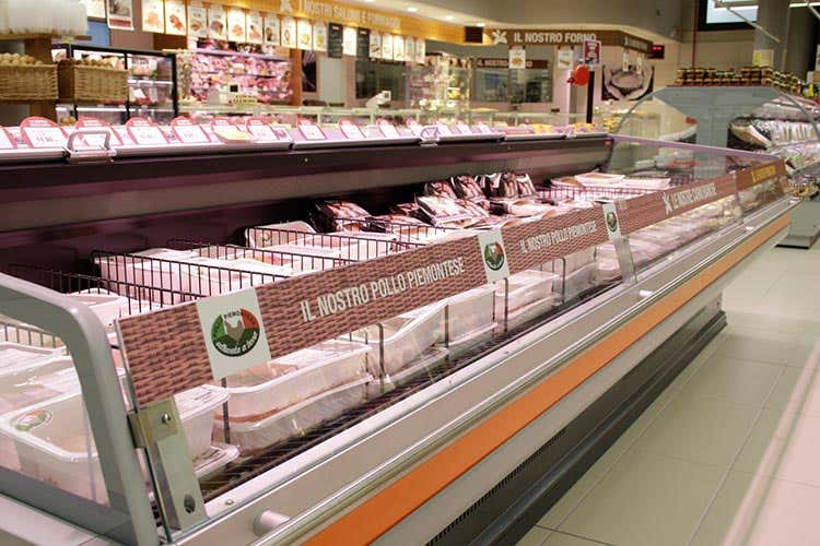 (Basko, 30 anni di storia Da negozio a market innovativo)