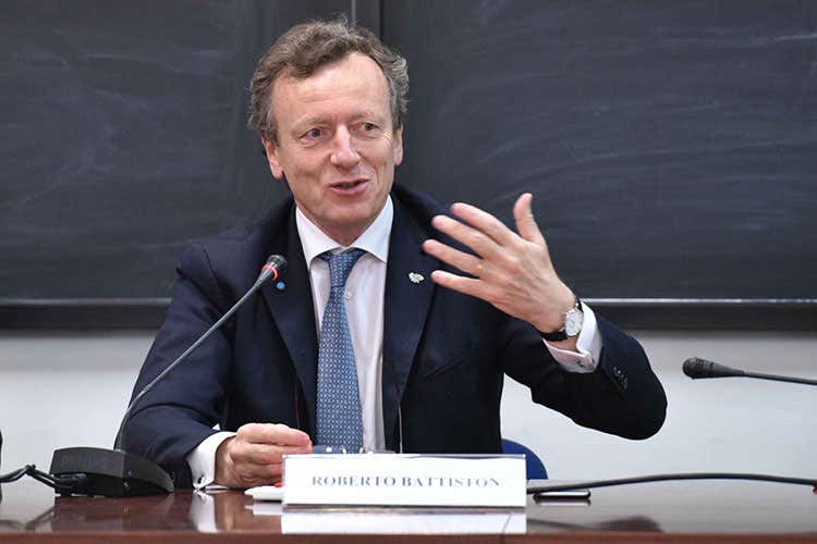 Roberto Battiston - Battiston: &laquo;Rt a zero fra un mese. Ma vacciniamo prima i liceali&raquo;