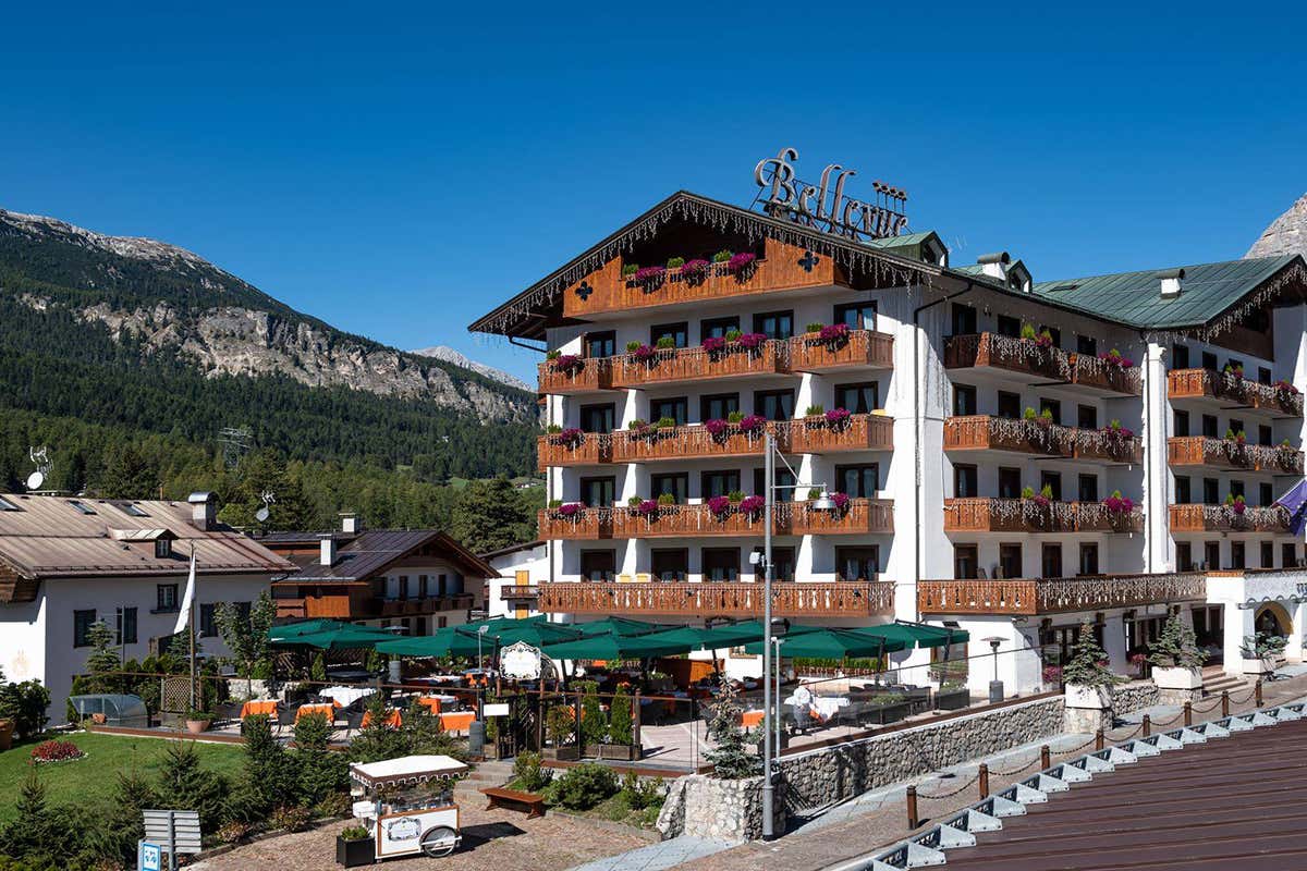 Bellevue Suites & SPA Wellness Autunno in montagna? Prova le spa degli hotel e dei rifugi di Cortina