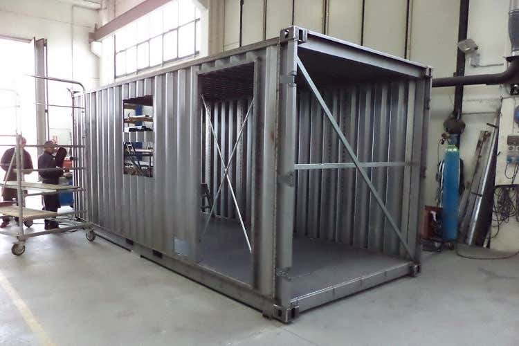 Da Bergamo la pizzeria mobile Un container per tutte le esigenze