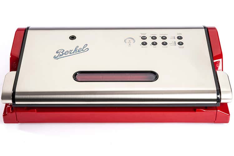 Design compatto e innovativo, ampio corredo tecnologico - Il taglio attento di Berkel Vacuum esalta la genuinit&agrave; degli alimenti