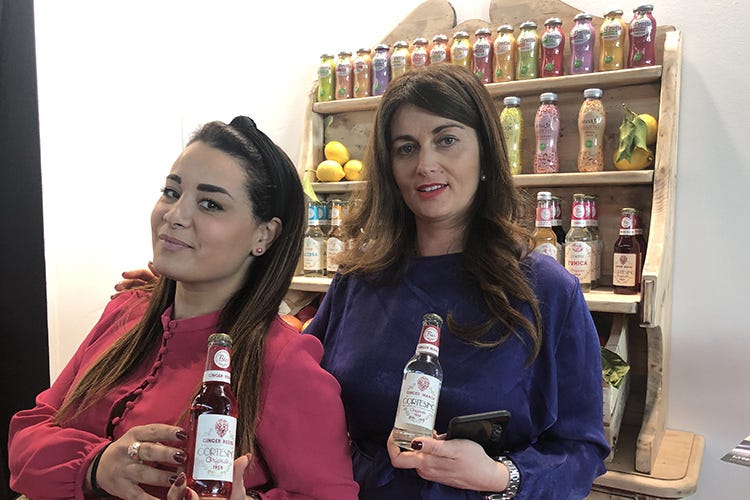 Patrizia Bevilacqua e Elena Ceschelli - Bevande Futuriste segue le mode Buon drink per un buon piatto
